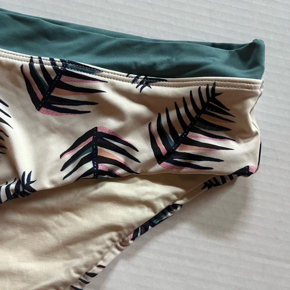 Patagonia bikini bottoms leaf print cream Shell Seeker Palms of my Heart - Picture 2 of 7